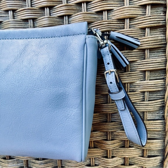 Blue Coach Leather Clutch/Wristlet - EUC - Picture 3 of 15